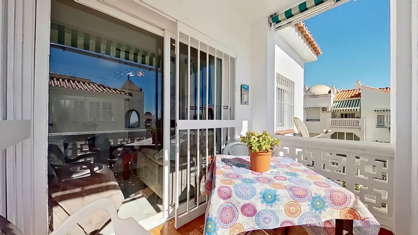 Terrasse von Wohnung zum Verkauf in Rincón de la Victoria mit Terrasse, Abstellraum und Gemeinschaftspool