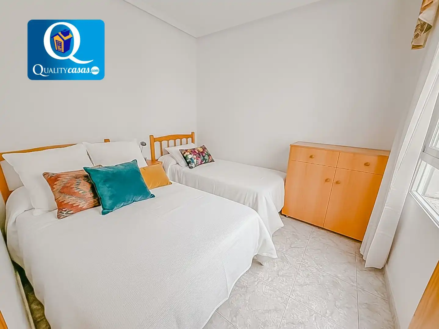 Schlafzimmer von Wohnung zur Miete in Torrevieja mit Terrasse