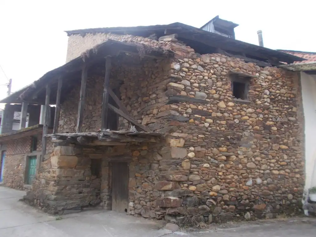 Casa en venta en Calle Iglesia-Ql (Quilos)