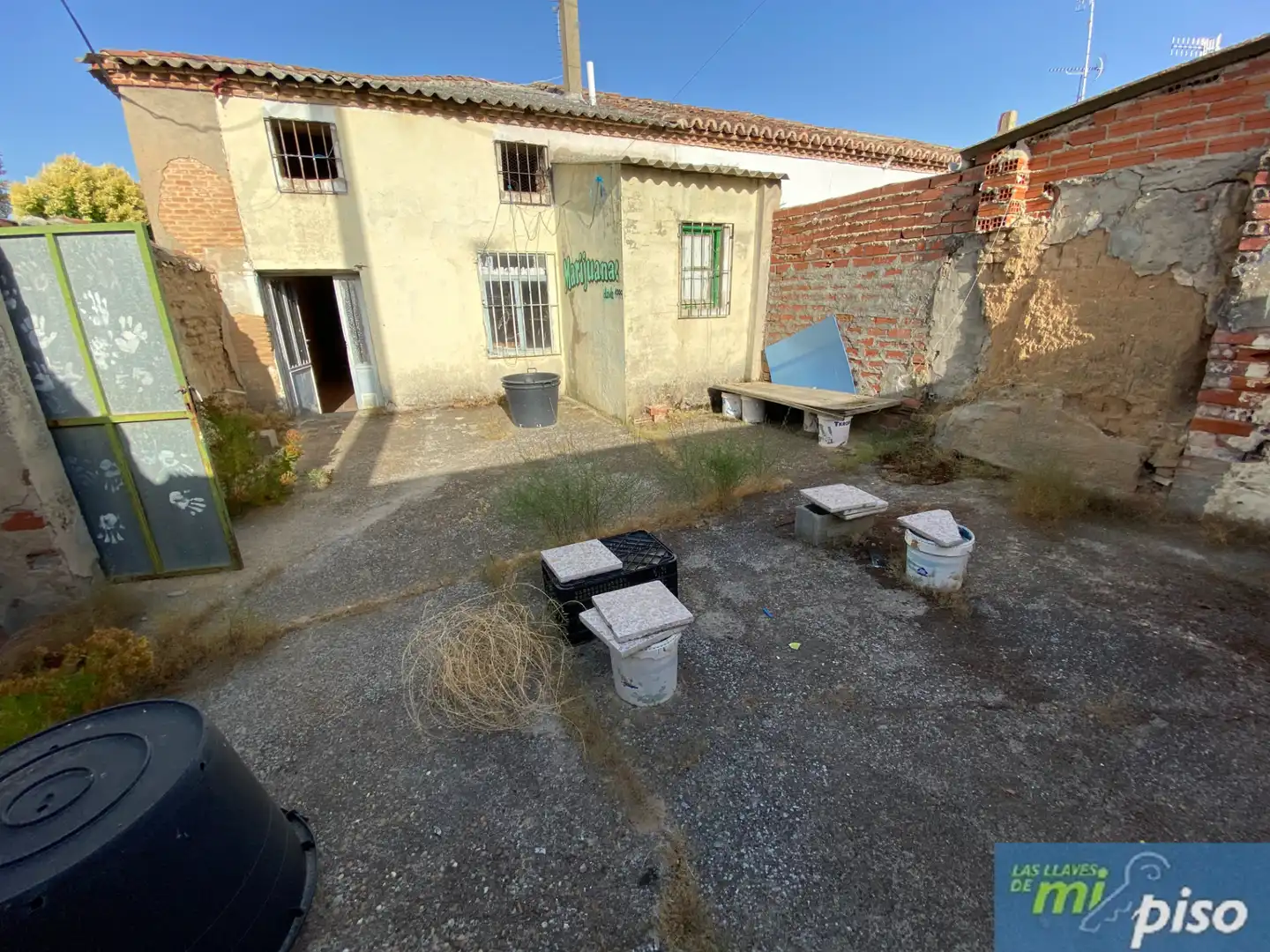 Casa adosada en venda en Rueda amb Jardí privat, Terrassa i Traster