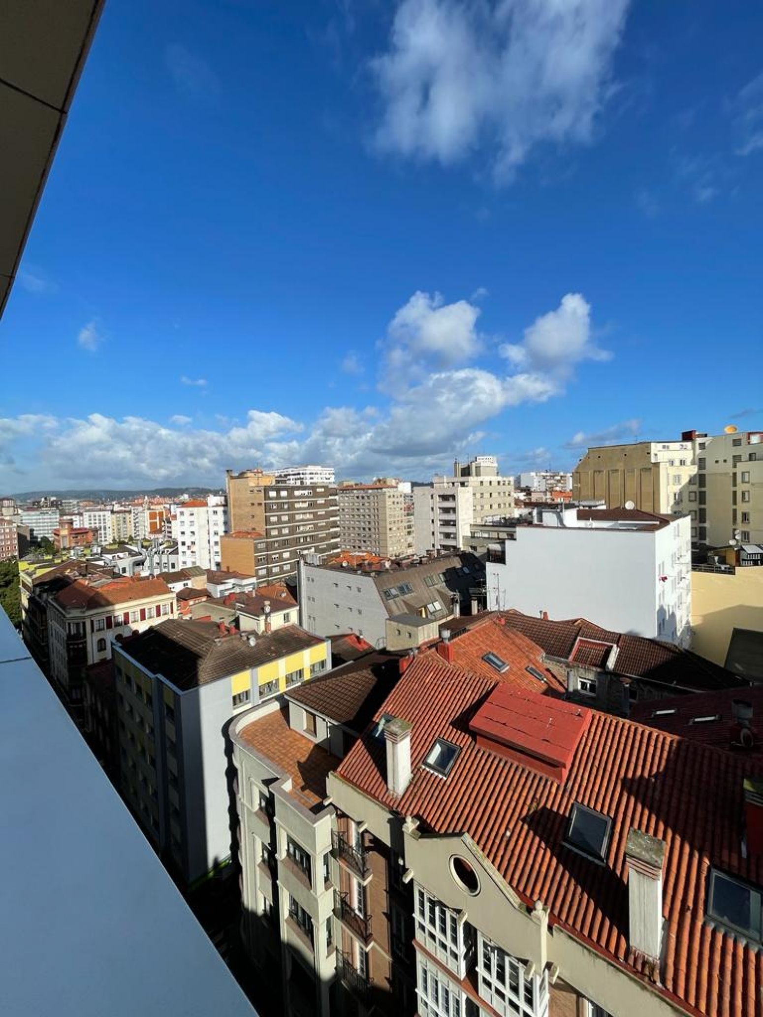 Vista exterior de Piso de alquiler en Gijón  con Calefacción