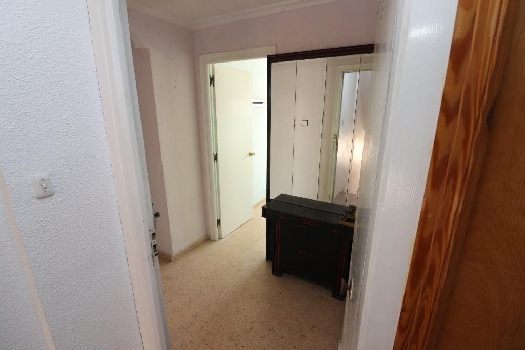 Flat for sale in Buñol  with Air Conditioner, Terrace and Furnished