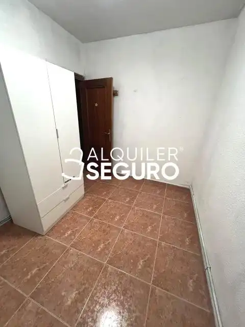 Schlafzimmer von Wohnung zur Miete in Parla mit Klimaanlage, Heizung und Terrasse