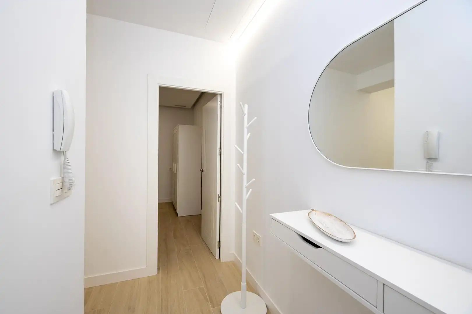Flat for rent in Granada  with Air Conditioner and Heating