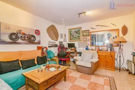 Sala de estar de Casa o chalet en venta en Güevéjar con Calefacción