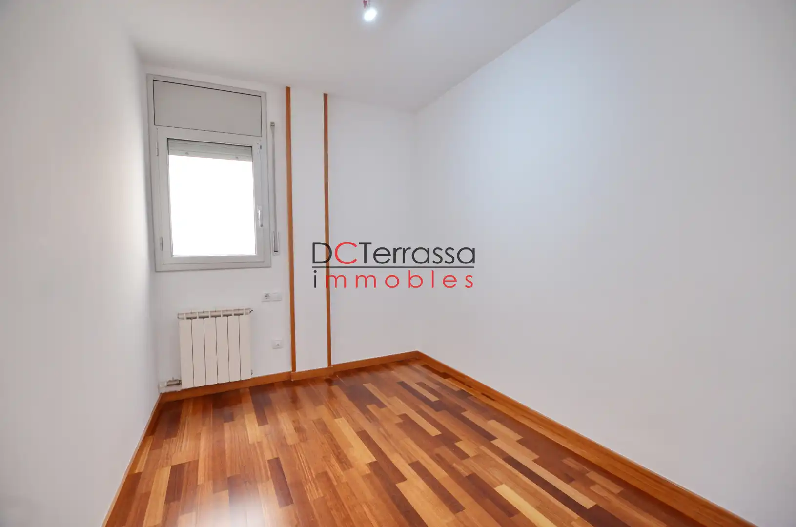 Habitación de Piso en venta en Terrassa con Calefacción, Parquet y Balcón