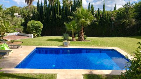 Foto 3 de Casa o xalet en venda a Avenida de las Golondrinas, Atalaya - Isdabe, Estepona