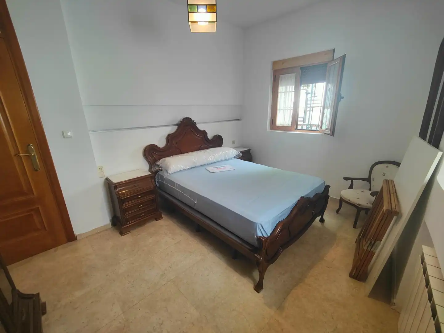 Habitación de Casa o chalet de alquiler en Granada con Calefacción, Jardín privado y Terraza