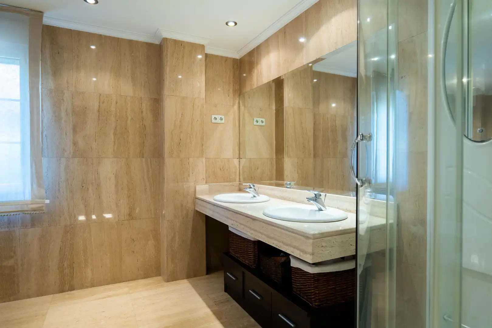 Baño de Casa o chalet en venta en Las Rozas de Madrid con Calefacción, Jardín privado y Terraza