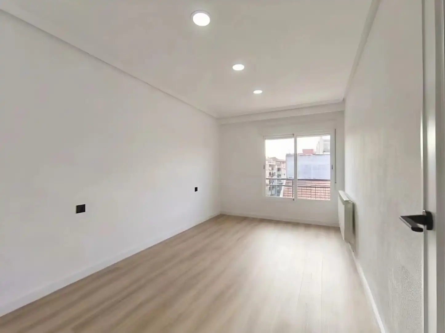 Piso con ascensor en venta en Sants - Montjuïc