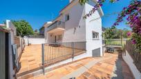 Exterior view of House or chalet for sale in Sant Vicenç de Montalt  with Air Conditioner, Terrace and Balcony