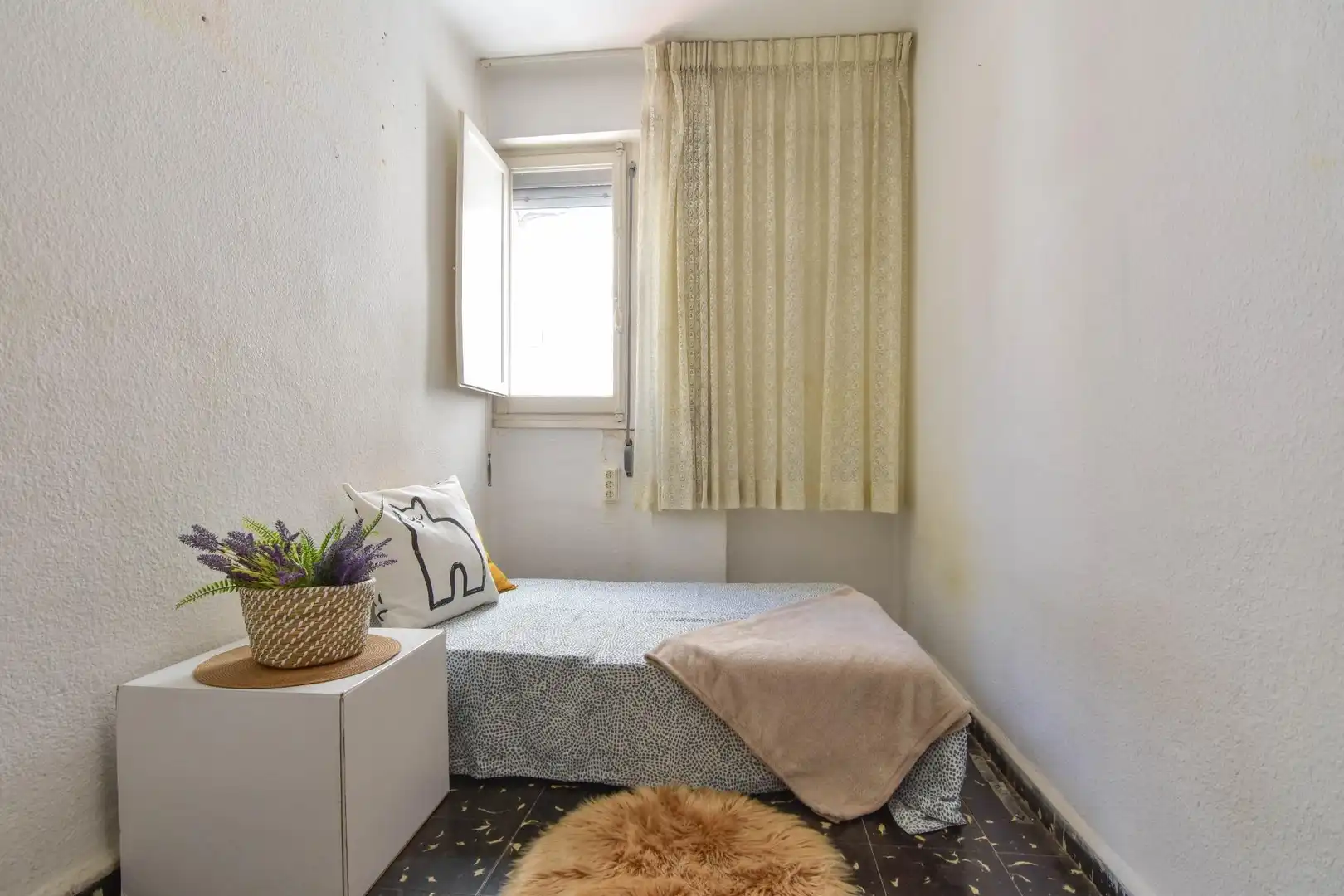 Habitación de Piso en venta en Valencia con Aire acondicionado y Calefacción