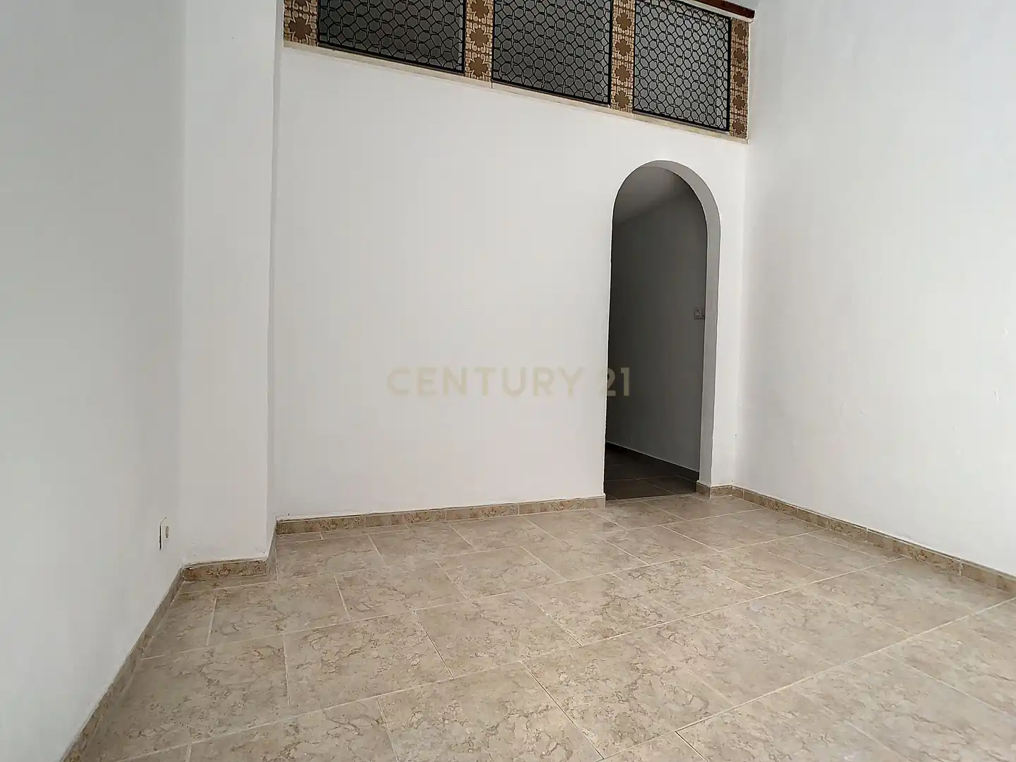 Local en venta en Antequera con Aire acondicionado