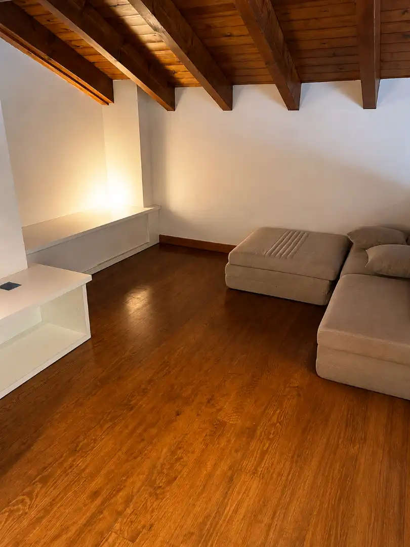 Sala d'estar de Dúplex de lloguer en Alp amb Calefacció, Parquet i Terrassa
