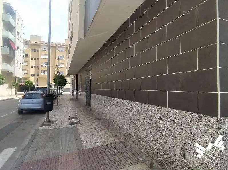 Local comercial en alquiler en Calle de San Andrés, imagen 4