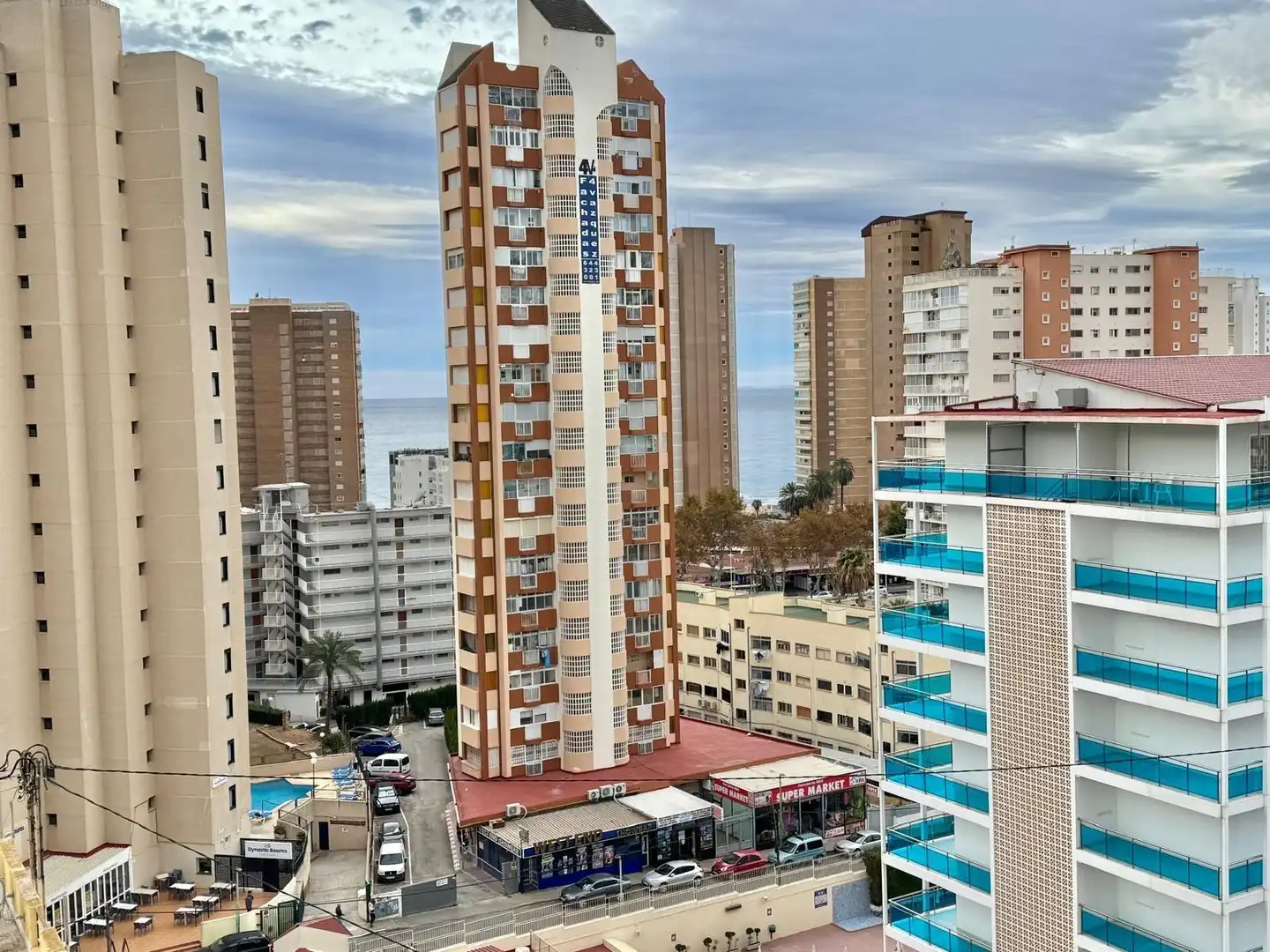 Appartamento con piscina in vendita a Calle LONDRES, imagen 2