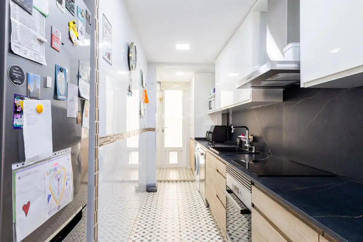 Cuina de Pis en venda en Valencia amb Aire condicionat, Calefacció i Terrassa