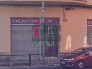 Local comercial en venda a PLAZA DE AMÉRICA (CRUZ DE LOS CAIDOS) CÁNOVAS