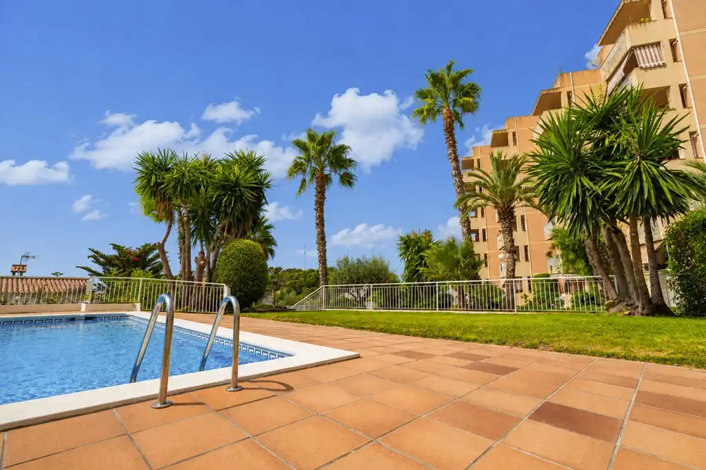 Piscina de Ático en venta en Sant Pere de Ribes con Aire acondicionado, Terraza y Amueblado