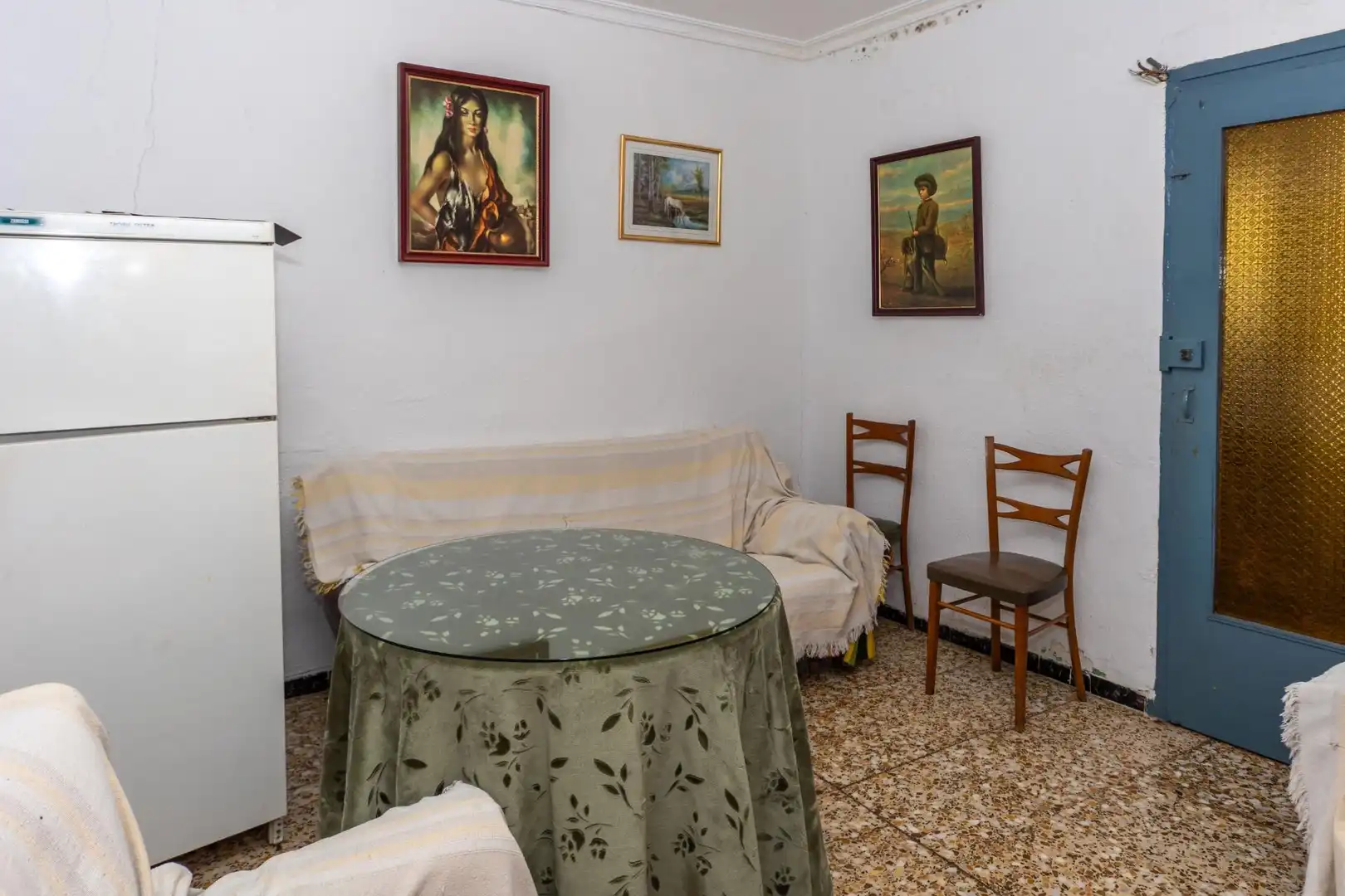 Comedor de Edificio en venta en Guadix