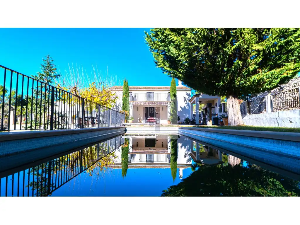 Piscina de Finca rústica en venda en Alcoy / Alcoi amb Jardí privat, Traster i Piscina