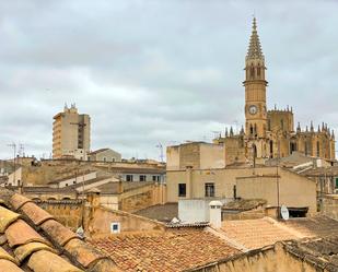 Vista exterior de Casa adosada en venda en Manacor amb Aire condicionat i Piscina