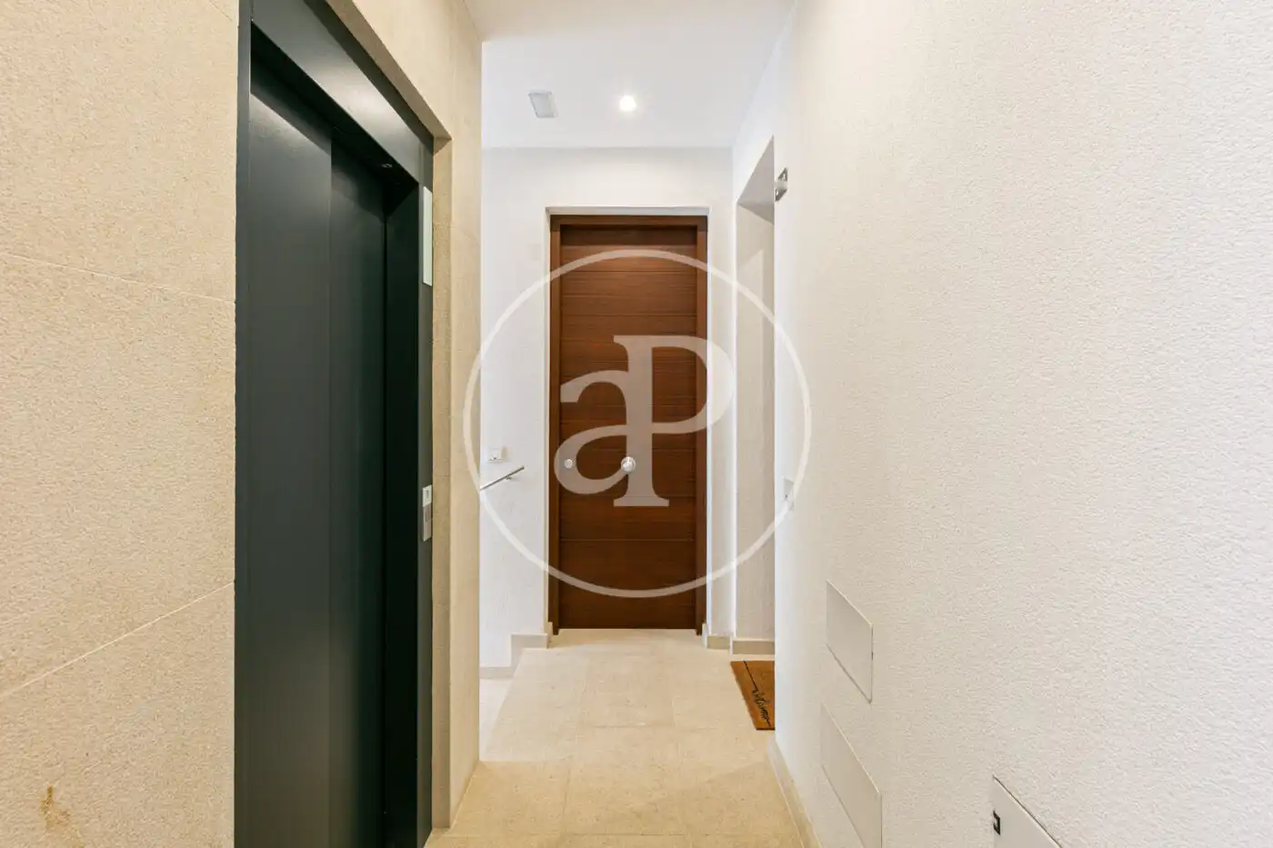 Flat for rent in Carrer Ample de la Mercè, El Mercat