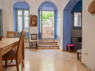 Maison rustique avec balcon à vendre à Carrer de Sant Fèlix Màrtir