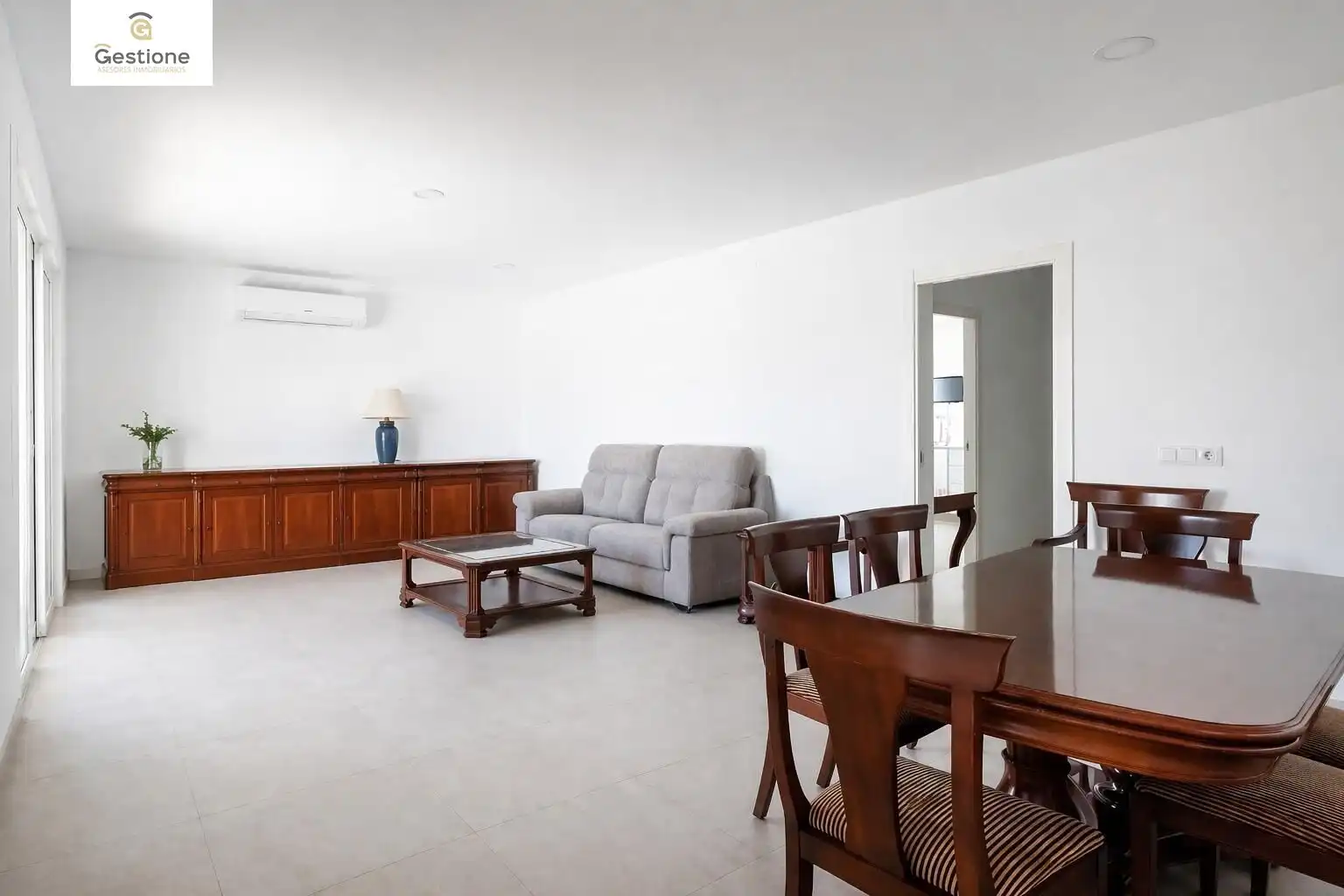 Sala d'estar de Casa o xalet en venda en Almazora / Almassora amb Aire condicionat, Terrassa i Traster