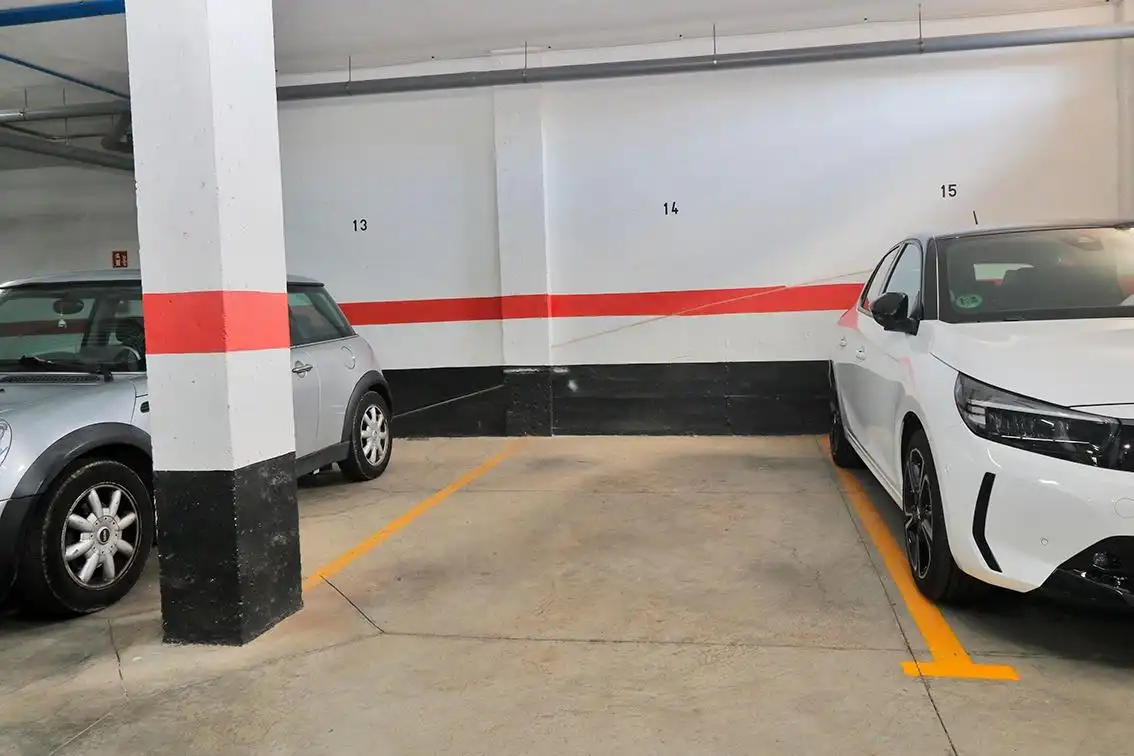 Parking de Piso en venta en Santa Lucía de Tirajana con Balcón