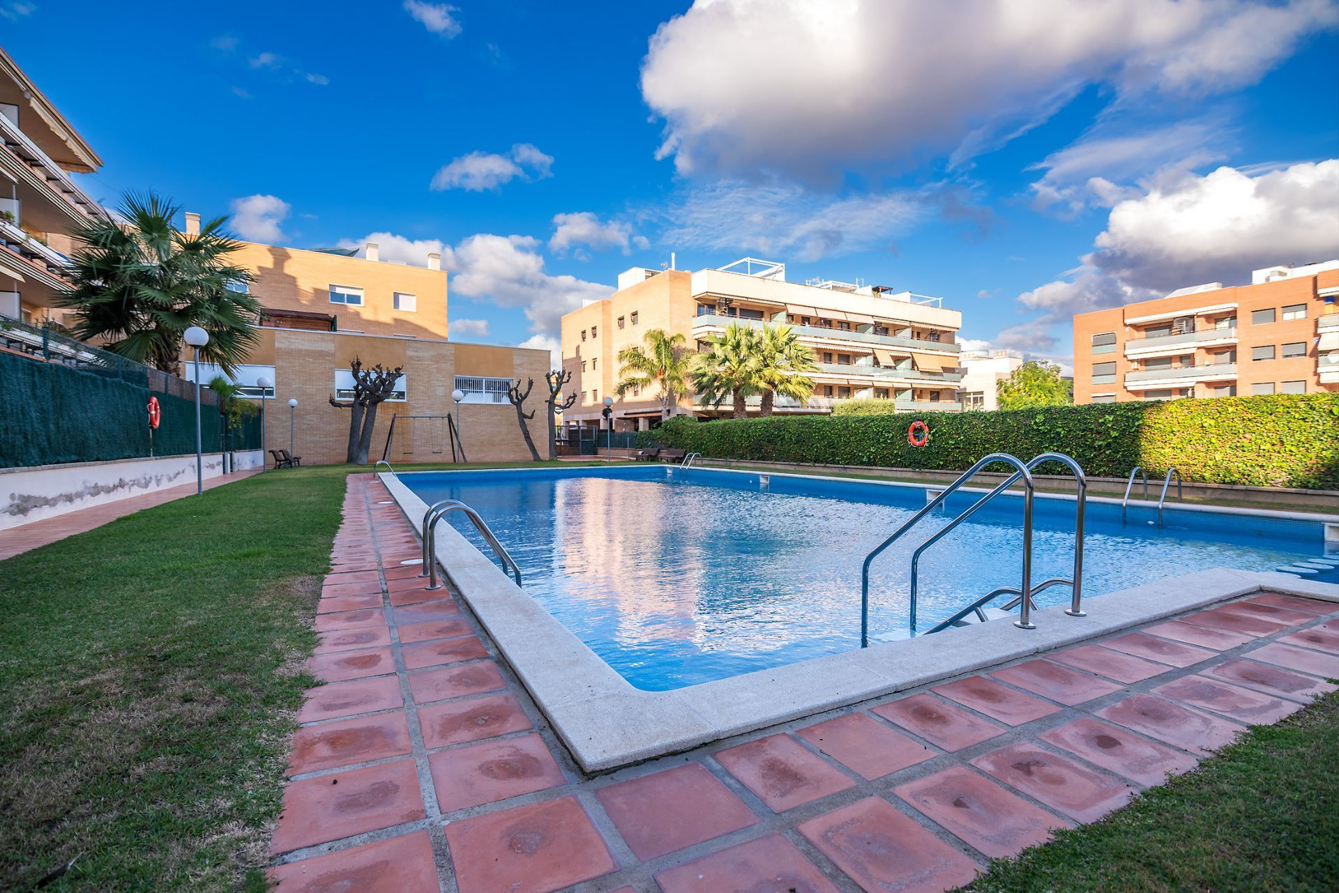 Swimming pool of Flat for sale in Cunit  with Air Conditioner, Heating and Terrace