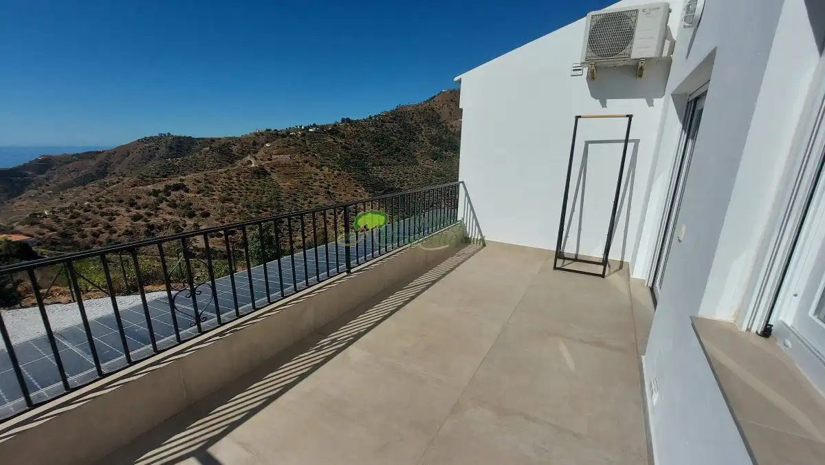 Terraza de Finca rústica en venta en Cómpeta con Aire acondicionado, Terraza y Trastero