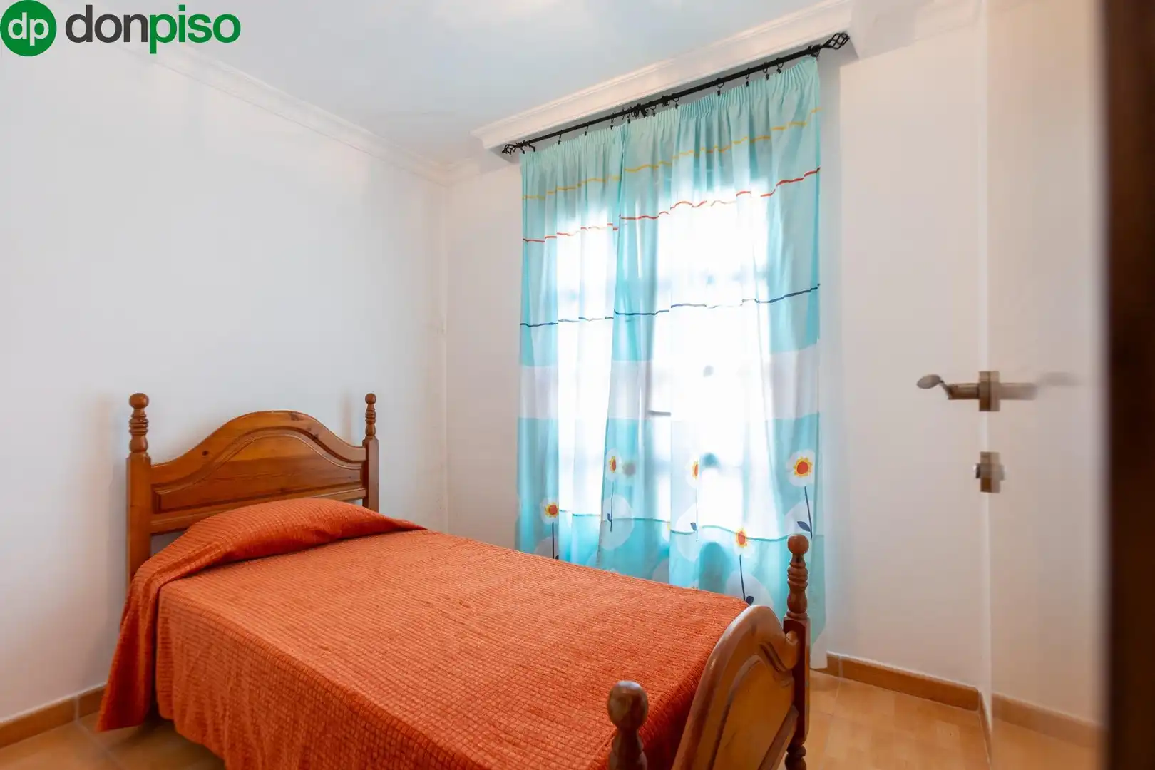 Casa amb terrassa en venda a Calle SANTA ISABEL, imagen 4