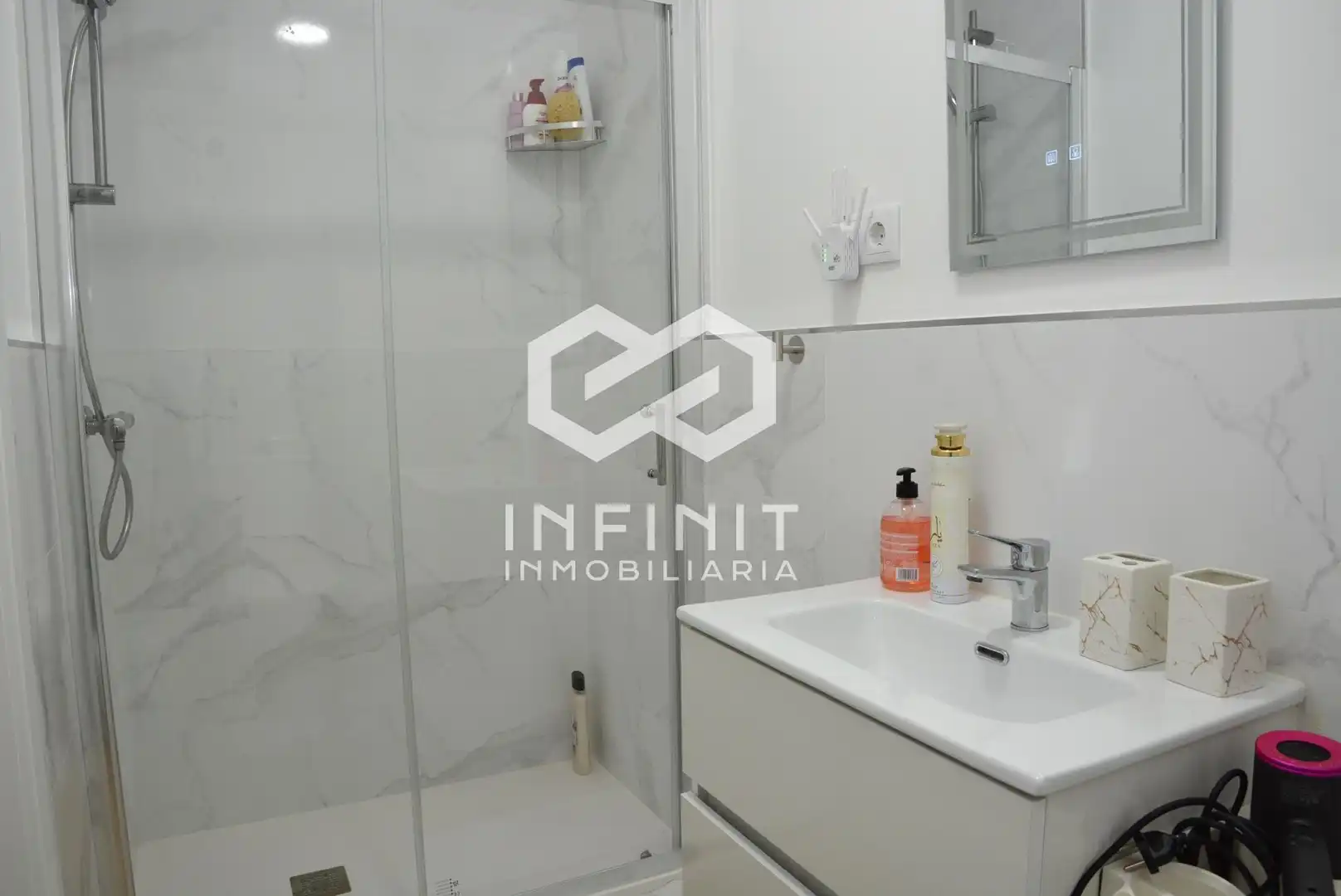 Bathroom of Houses for sale in Mazuecos  with Air Conditioner and Balcony