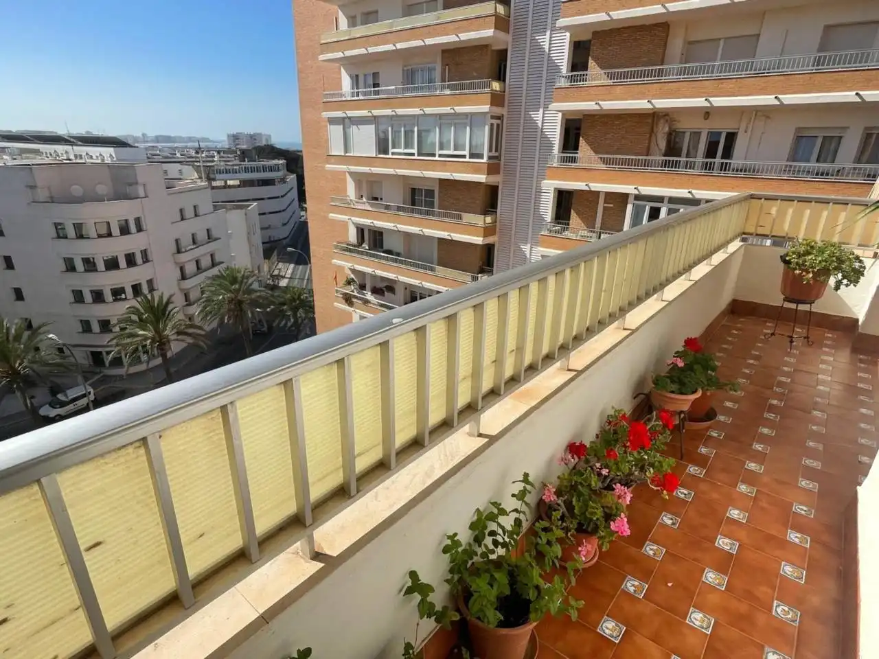 Flat with terrace for sale in La Caleta - La Viña, imagen 4