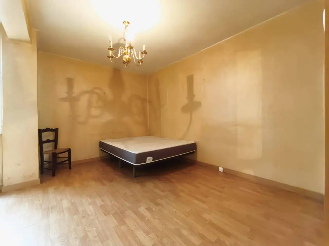 Habitación de Piso en venta en Burgos con Calefacción y Parquet