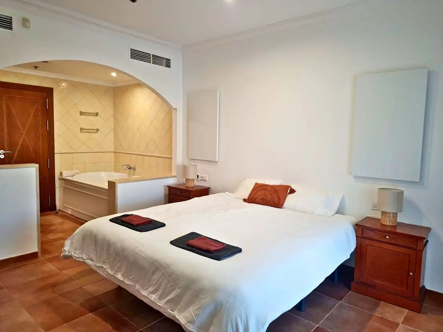 Habitación de Apartamento en venta en Dénia con Aire acondicionado, Calefacción y Terraza