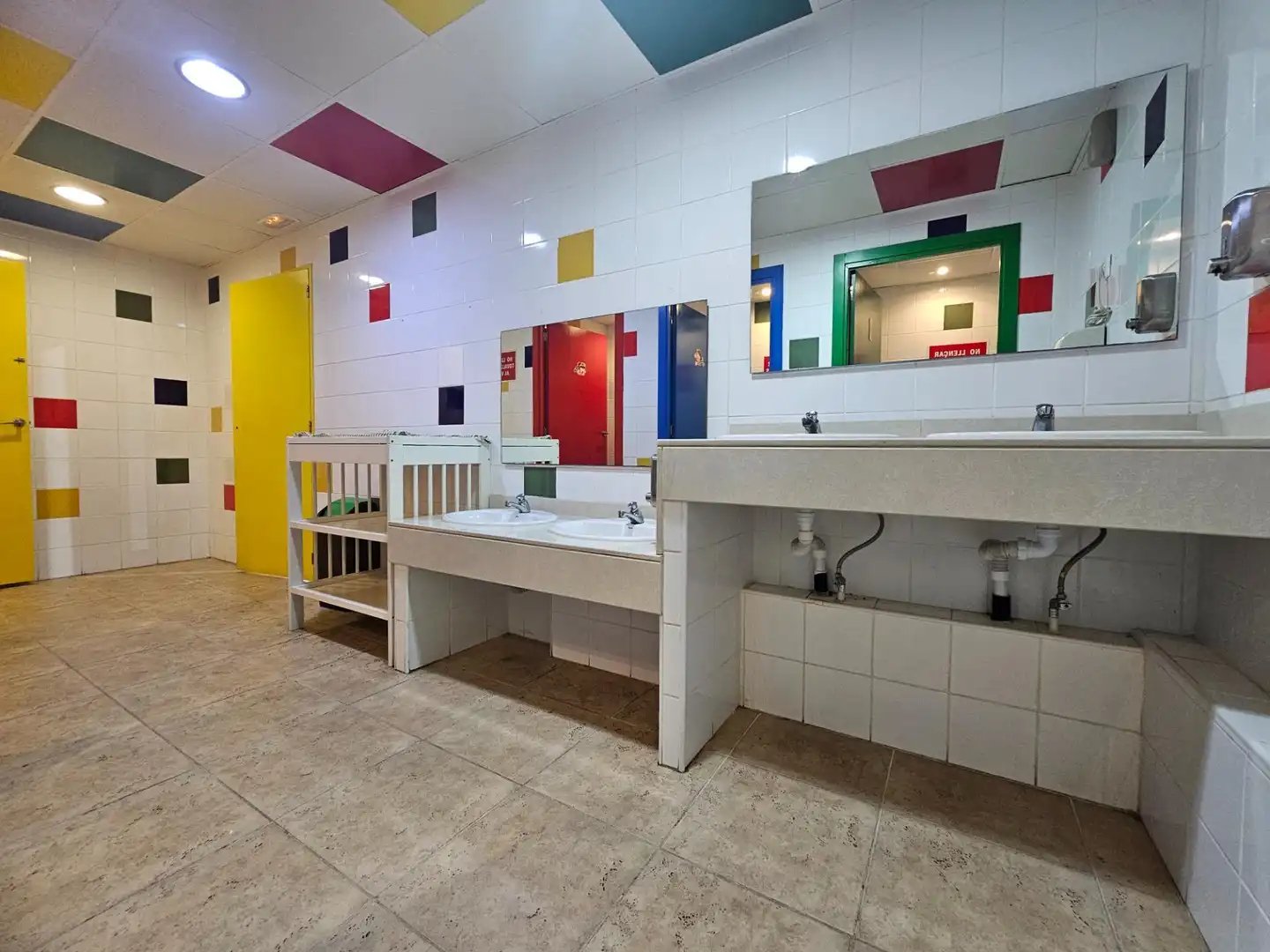 Nau industrial en venda a Calle Santes Creus, Els Pallaresos