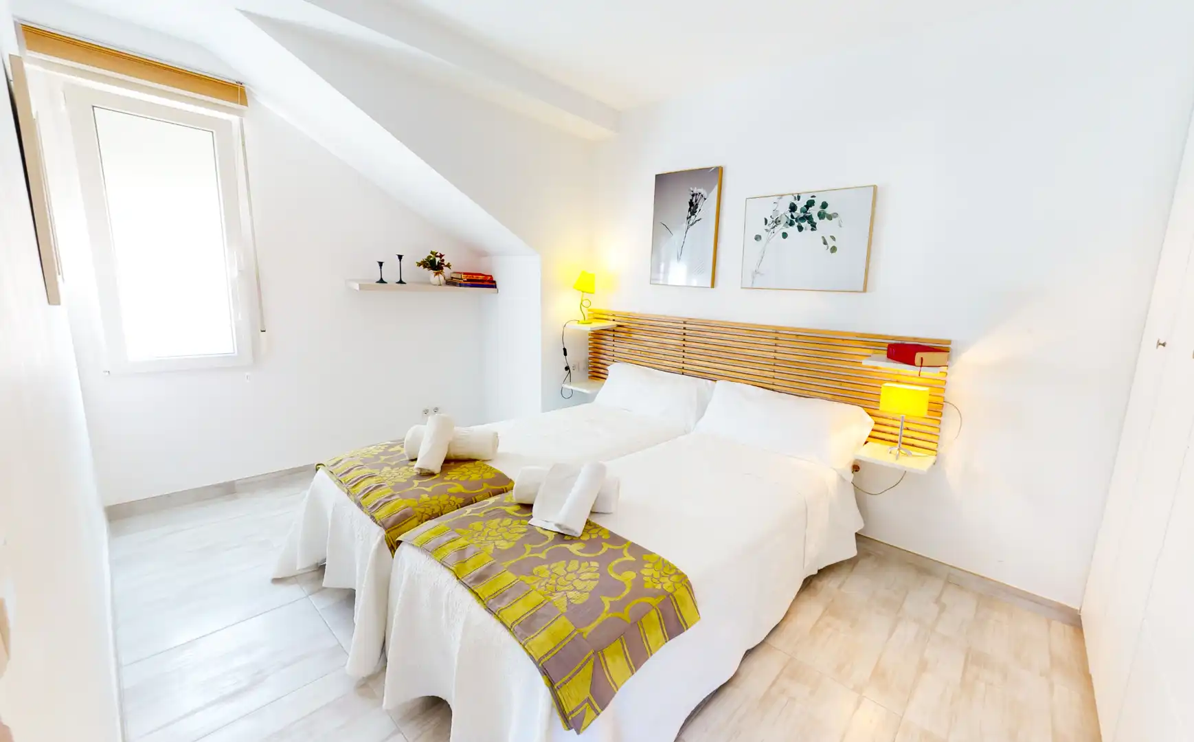Habitación de Piso de alquiler en Dénia con Aire acondicionado, Calefacción y Jardín privado