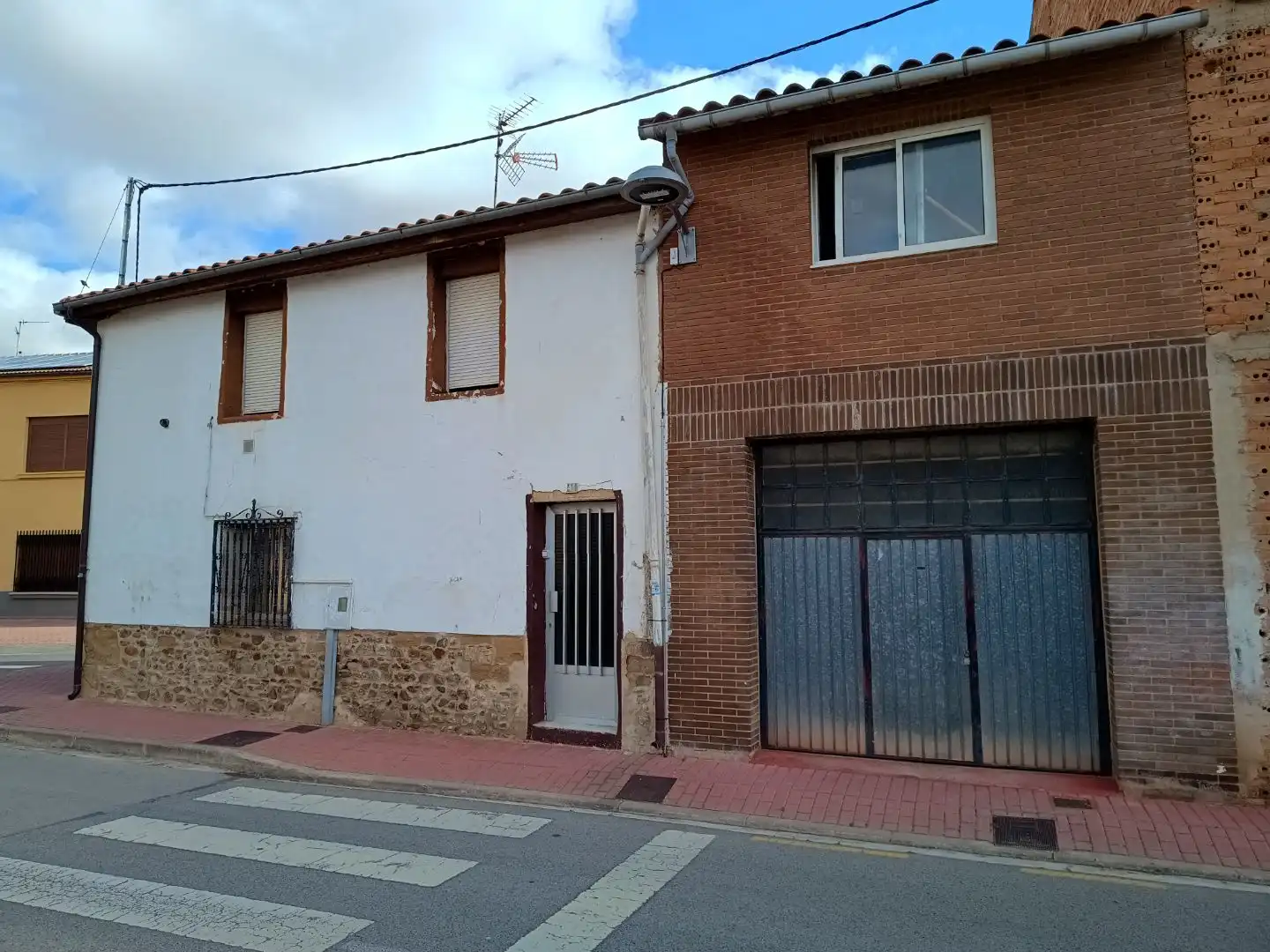 Vista exterior de Garaje en venta en Castañares de Rioja