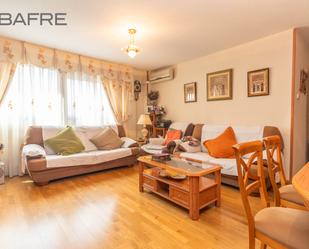 Living room of Flat for sale in Valdemoro  with Air Conditioner, Heating and Parquet flooring