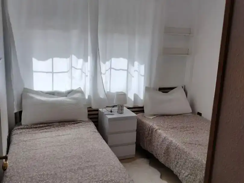 Schlafzimmer von Wohnung zur Miete in Adeje mit Klimaanlage