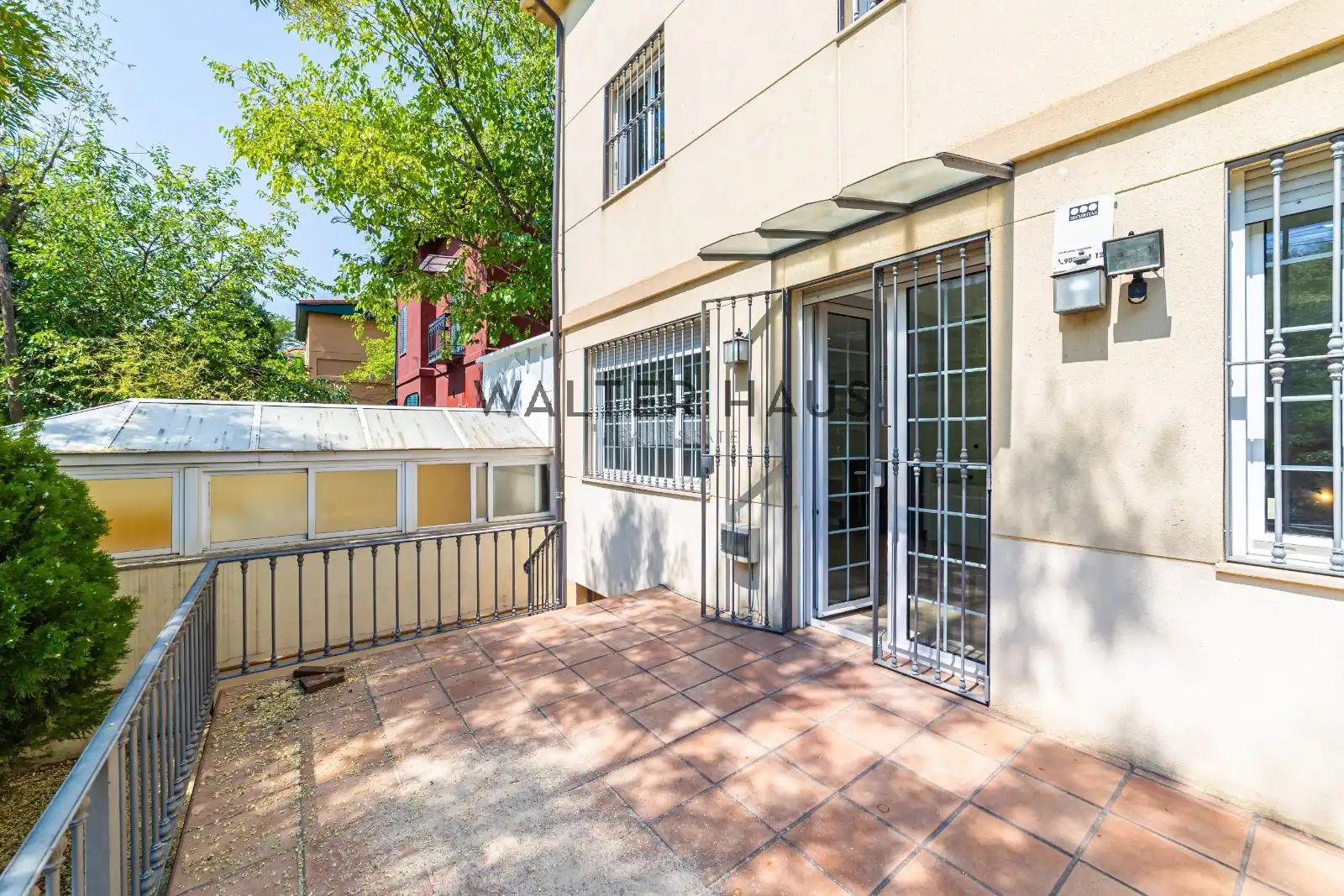 Vista exterior de Casa o chalet en venta en Madrid con Aire acondicionado, Jardín privado y Terraza