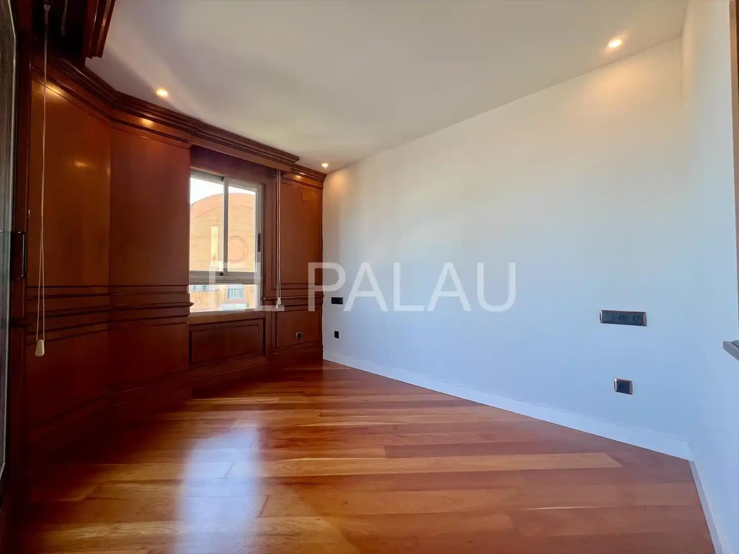 Habitación de Piso de alquiler en Valencia con Aire acondicionado, Calefacción y Parquet
