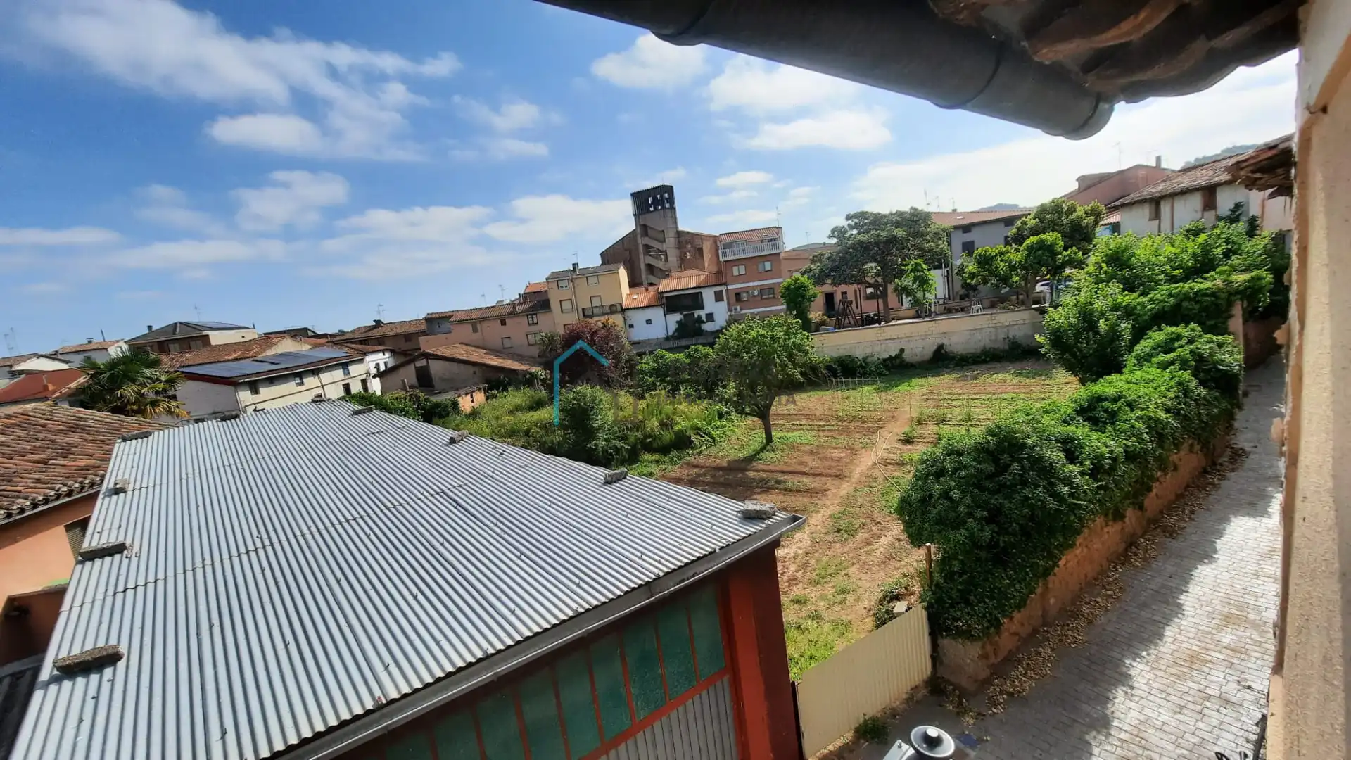 Houses for sale in Camprovín  with Terrace, Storage room and Furnished