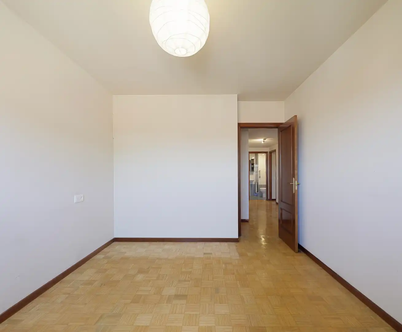 Piso en venta en Oviedo  con Calefacción y Trastero