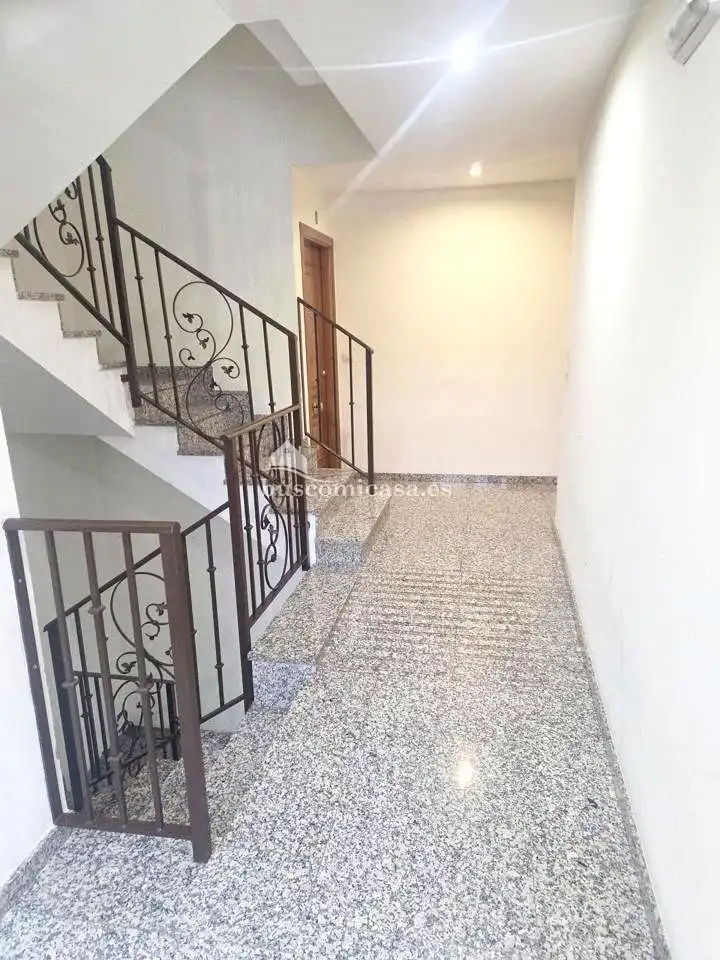 Piso en venta en Torredelcampo con Aire acondicionado, Trastero y Amueblado