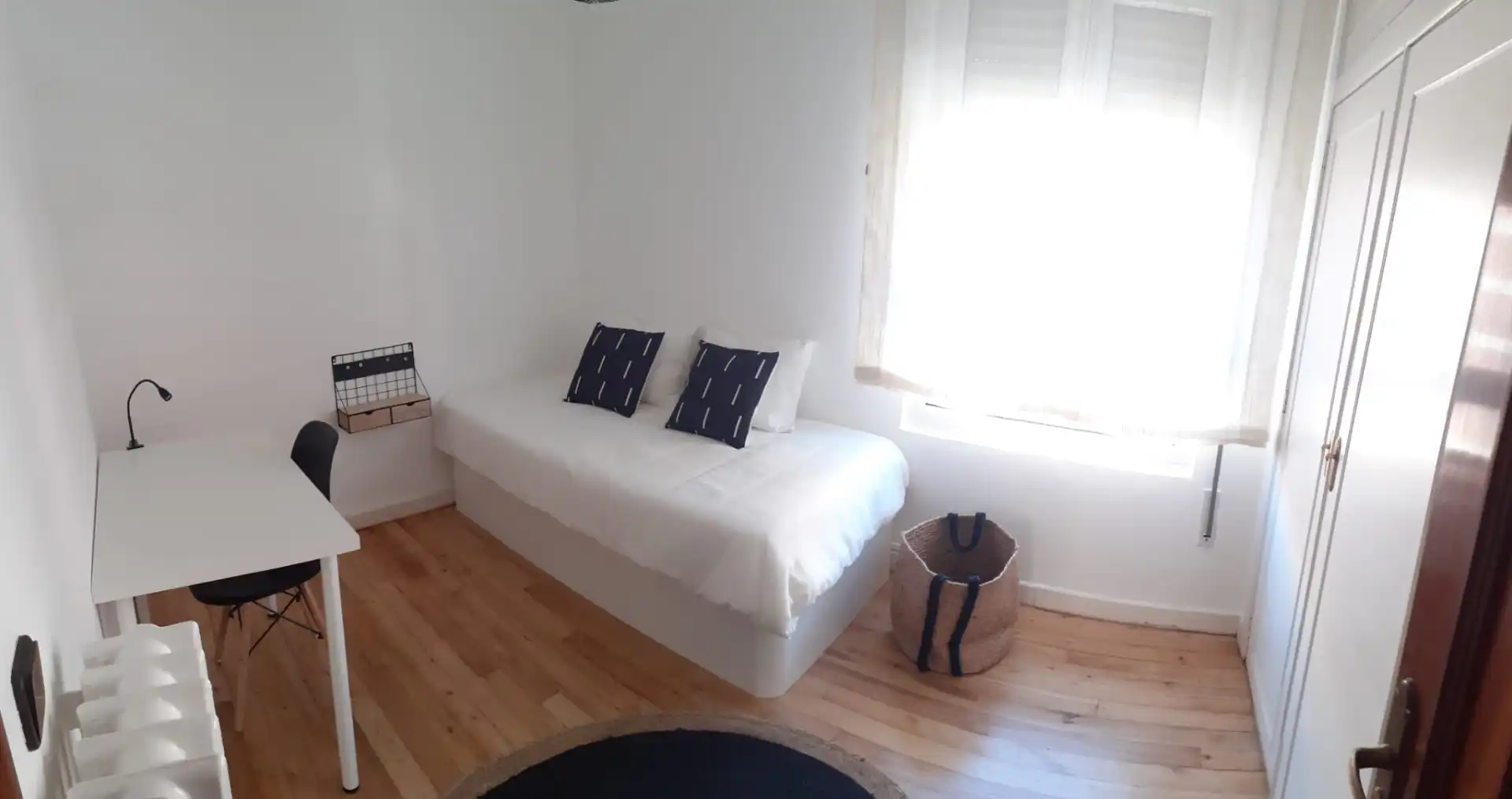 Bedroom of Flat for rent in Bilbao   with Heating, Terrace and Furnished