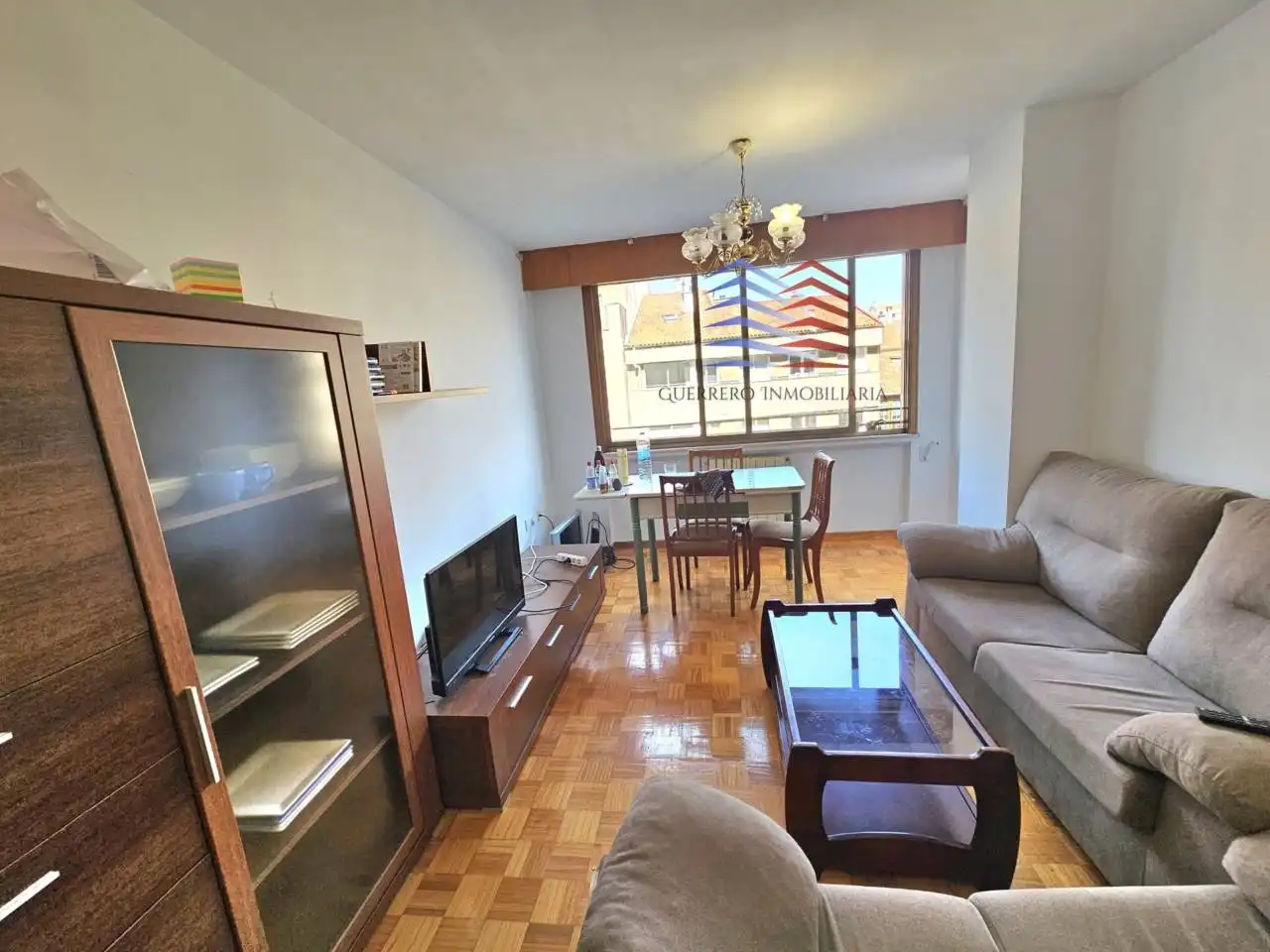 Living room of Flat for rent in Ourense Capital   with Heating, Parquet flooring and Terrace
