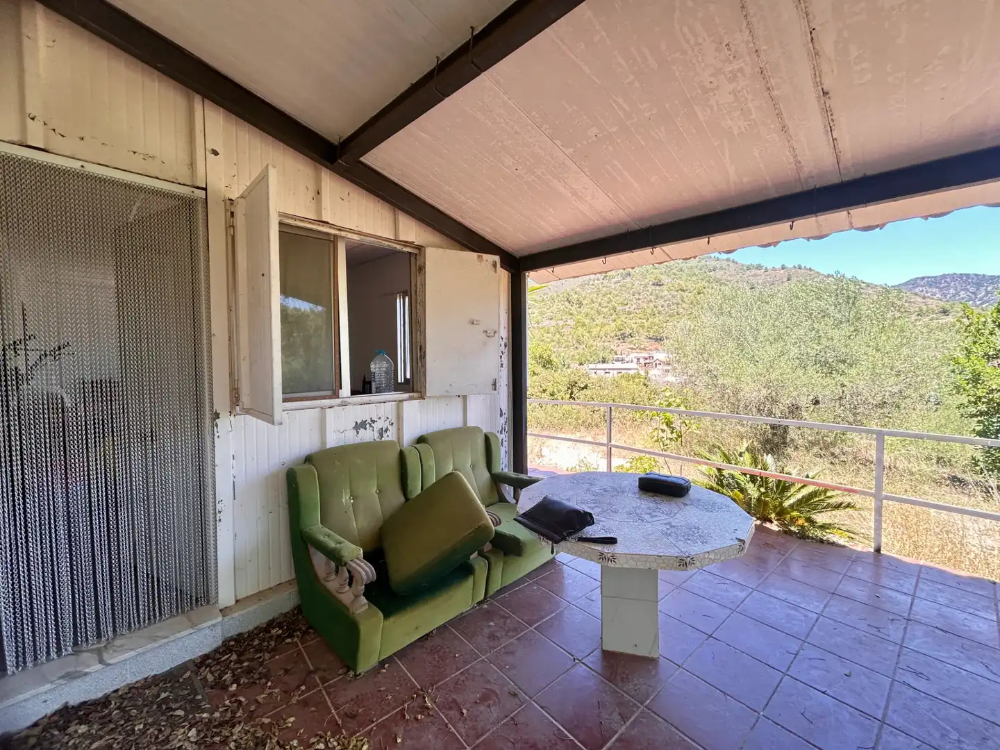 Terrace of Country homes for sale in Alfondeguilla